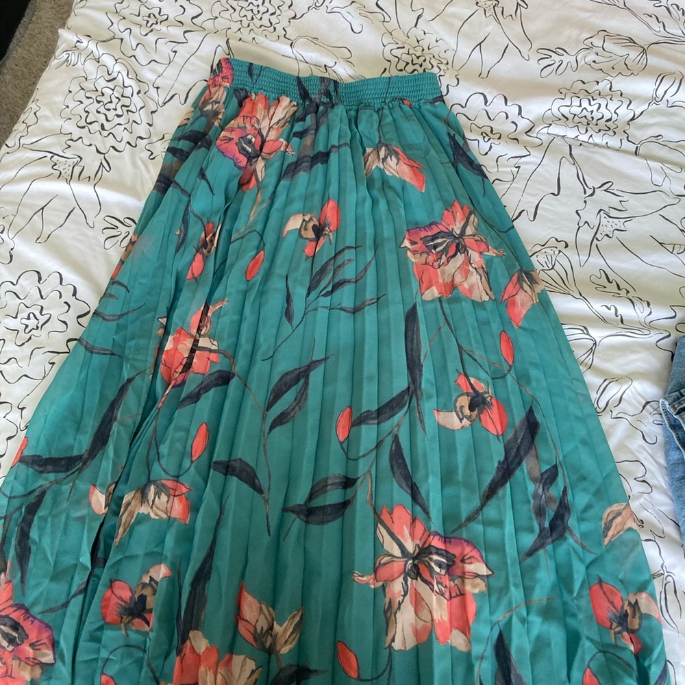 XS Target Skirt